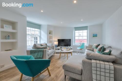 3 chambres appartement à St Ives, idéal pour 5 personnes ou plus.