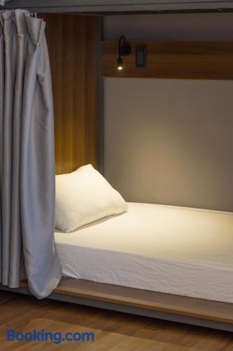 Bett im gemischten 6-Bett-Schlafsaal