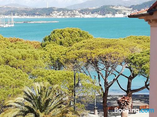 Appartamento di 2 camere da letto a Portovenere. Terrazza e Internet