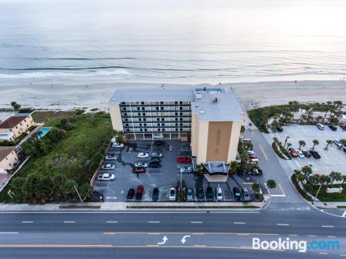 Apt mit Balkon. In Ormond Beach