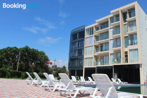 Apartamento con piscina en Kobuleti.