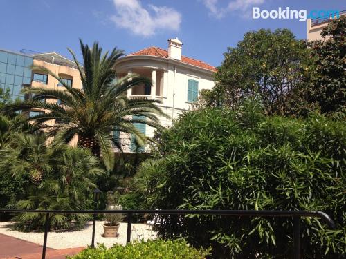 Pequeño apartamento en Cannes con calefacción y internet