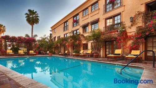 Appartement avec piscine. À Los Angeles