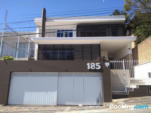 Pratique appartement. Florianópolis à vos pieds