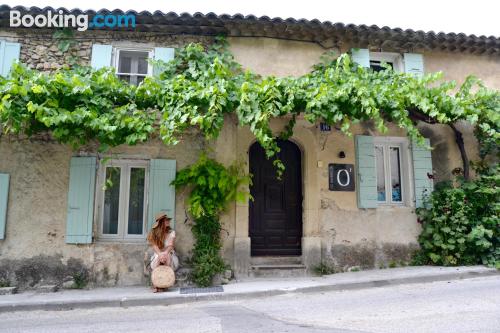 Home for two people in Vaison-la-Romaine with wifi.