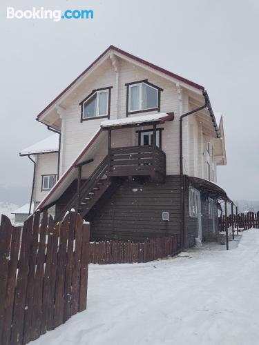 Apartamento con terraza en Bukovel.