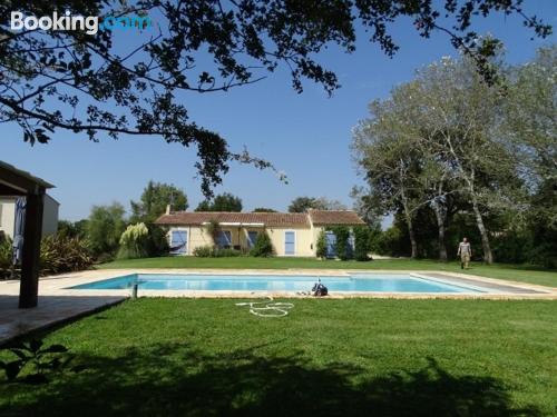 Sleep in Saint-Martin-de-Crau with terrace