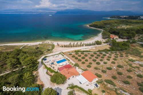 Apartamento en Supetar con vistas y wifi