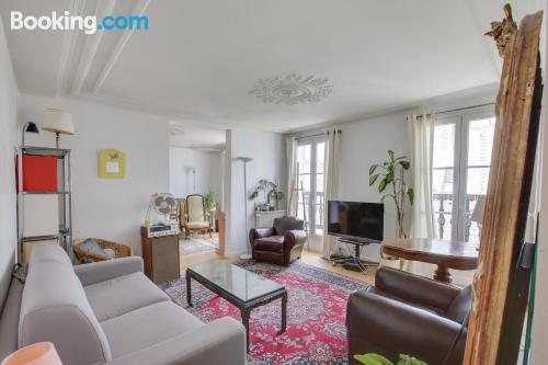 Perfect one bedroom apartment in Paris.