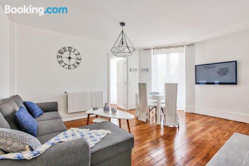 Apartamento ideal para famílias em Paris. 60m2!.