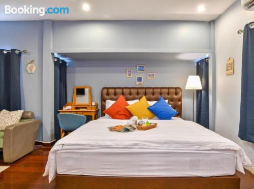 Apartamento com internet em Bangkok.