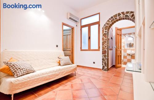 Apartamento com Internet. 45m2!