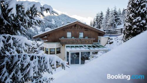 Apartamento de dos dormitorios en Neustift im Stubaital con internet.