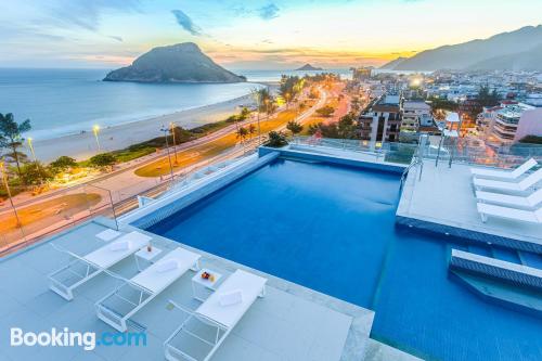 Pequeño apartamento en Río de Janeiro con piscina