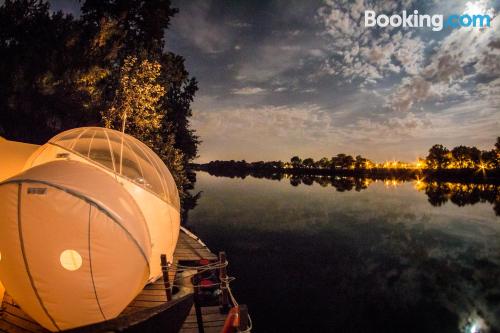 Apartamento con vistas y internet en Aviñón. ¡Bonito!