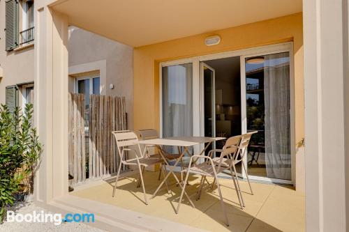 Appartement avec terrasse. La Croix-Valmer à vos pieds!