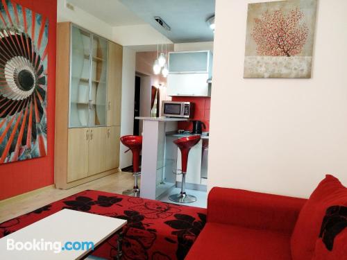 Apartamento de 45m2 en Almaty. ¡wifi!.