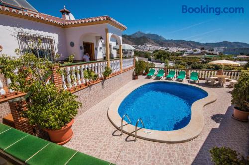 Apartamento con piscina en Nerja