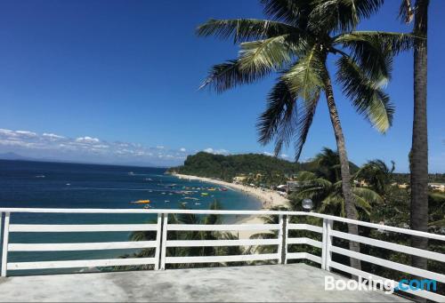 Studio. Puerto Galera vanuit uw raam!.