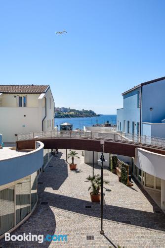 Cuco apartamento en Piombino con piscina