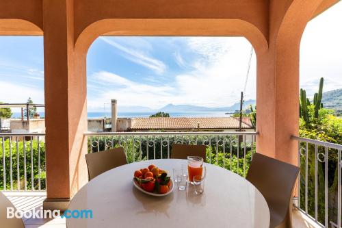 Appartement à Santa Flavia. Avec terrasse!