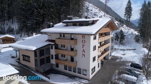 Minime appartement d'une pièce dans une situation exceptionnelle de Maurach