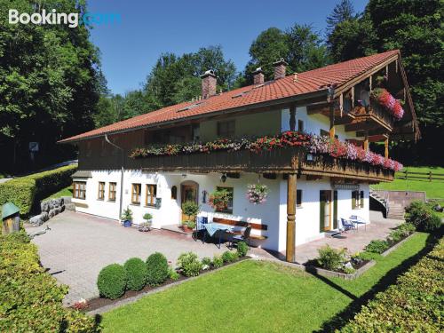 Appartement avec terrasse dans une situation exceptionnelle de Berchtesgaden.