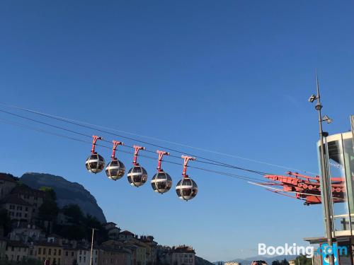 Appartement d'une pièce à Grenoble. Idéal!