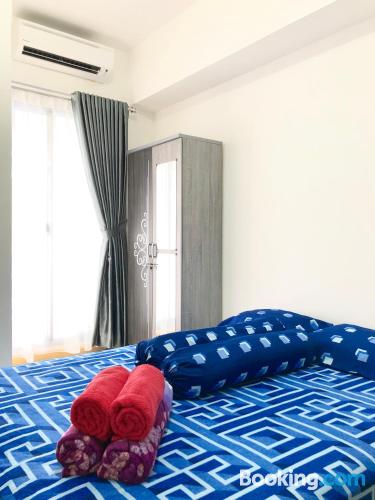 Apartamento em Tangerang. Wi-fi!.