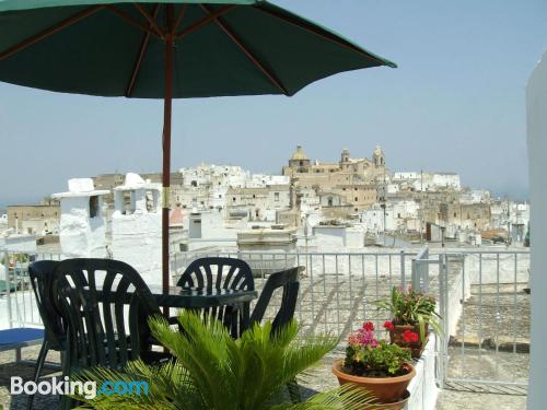 Gran apartamento en Ostuni centro con terraza