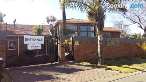 Apartamento em Boksburg, perfeito para 2 pessoas