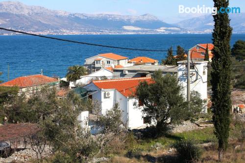 Apartamento en miniatura de dos dormitorios en Trogir.