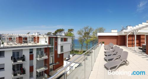 Appartement avec terrasse, dans une position centrale