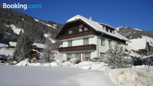 Apartamento ideal para famílias em Donnersbachwald