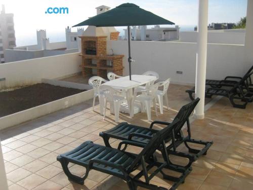 Apartamento com Internet. Terraço!