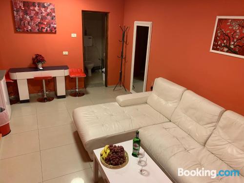 Stay cool: air-con apartment in Beer Sheva with wifi.