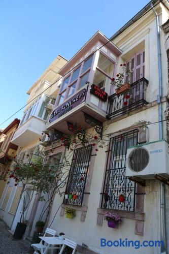 Zona centro con aire acondicionado en Ayvalik ¡Con vistas!