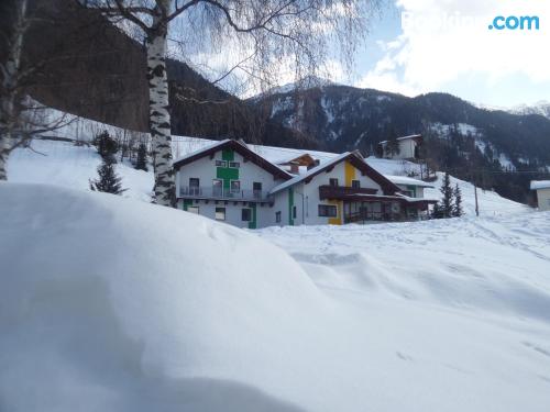 Wohnung mit Internet und Balkon. Haustier erlaubt