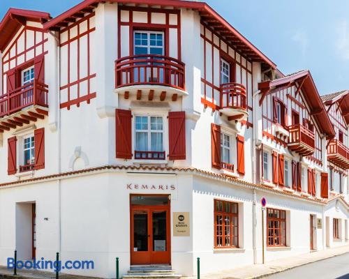 Appartement avec terrasse. À Biarritz.