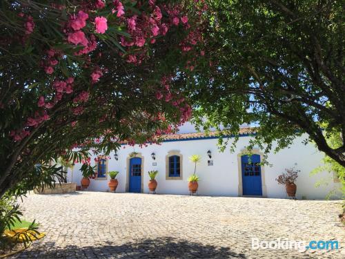 Ferienwohnung für Familien in Loulé. Terrasse!