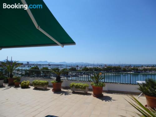 Appartamento di 65m2 a Alcúdia. Terrazza e Internet