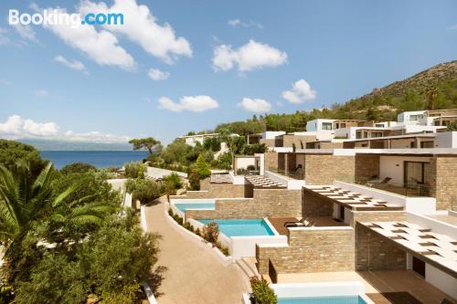 Appartement avec terrasse. À Loutraki