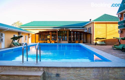 Appartement avec piscine. Parfait pour les familles