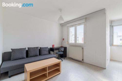 Apartamento com Internet em Lyon