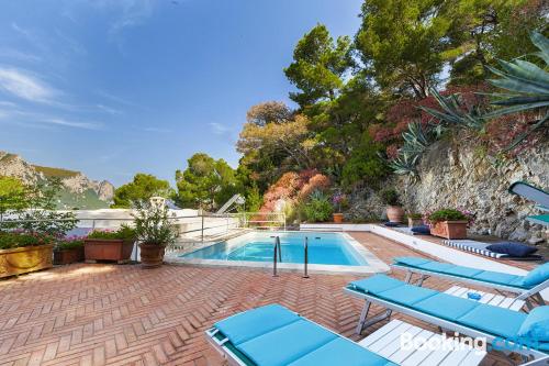 Apartamento com terraço em Capri