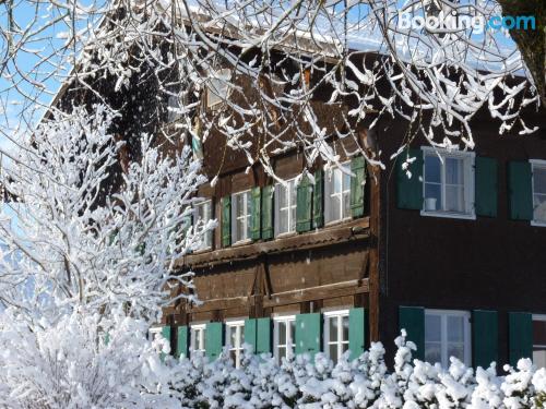 Appartement pour couples. Terrasse et internet!.