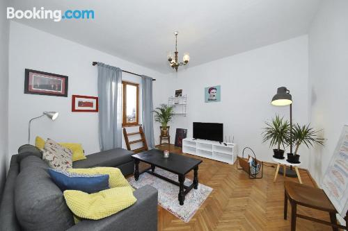 Apartamento de 2 quartos em Biograd Na Moru. Em boa posição!.