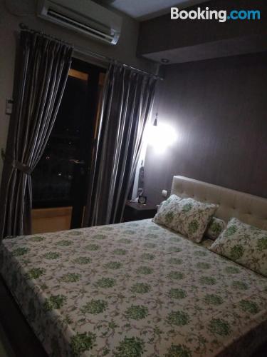 Aconchegante apartamento em Tangerang, ideal para 2 pessoas