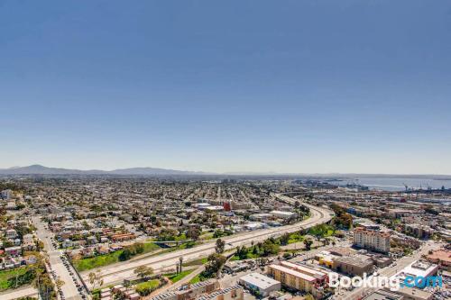 93m2 de apartamento en buena ubicación de San Diego.