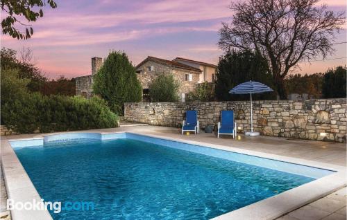 Appartement avec piscine à Labin